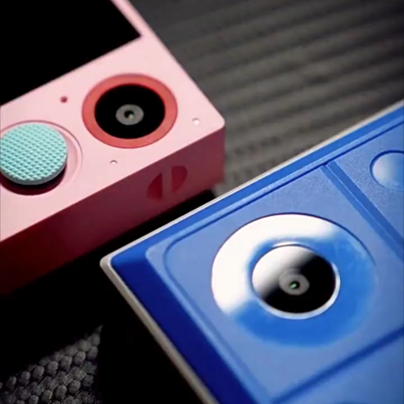 AI Learning Camera for Kids – No Phone Needed, Safe Chat, Instant Answers