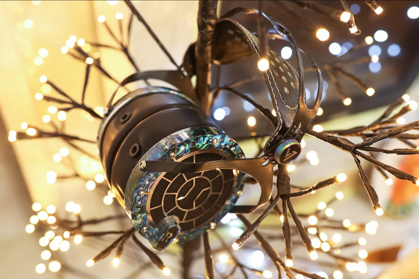 Planar Magnetic Headphones – 105mm Driver, Faux Sheepskin Earcups, Hi-Fi Sound
