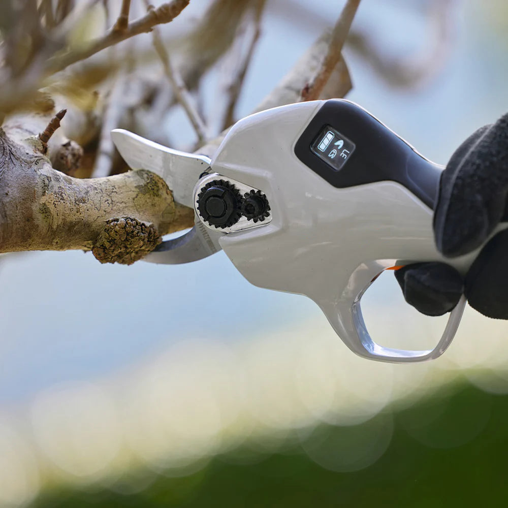 Electric Pruning Shears – 25mm Cutting Capacity, LED Display, Lightweight (<1kg)